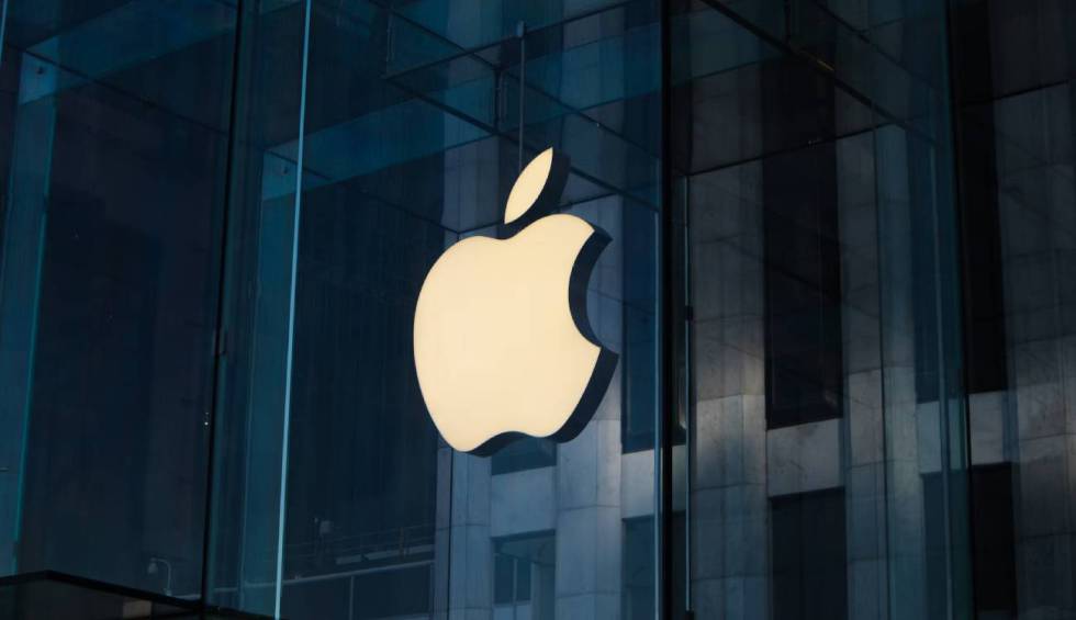 Tras caída, Apple advierte un lento trimestre navideño tras la desaceleración de China