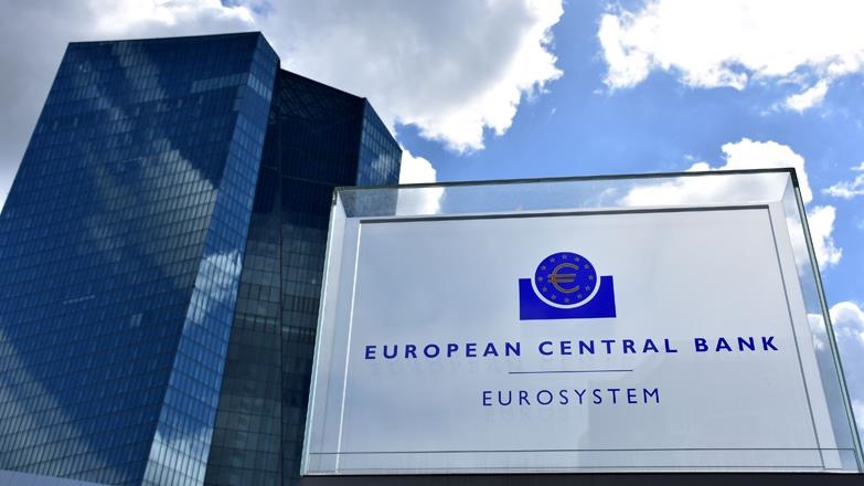 Autoridades del BCE ven pocas posibilidades de frenar alzas de tasas por la inflación