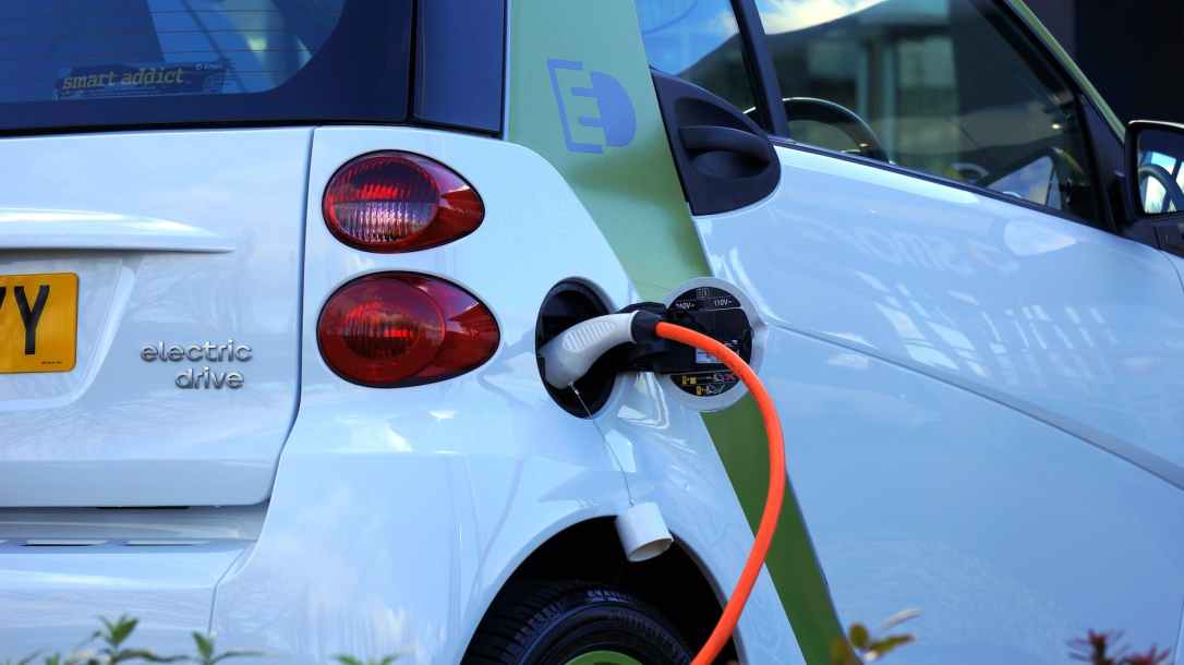 Avanza la carrera por cambiar la extracción de litio para baterías de carros eléctricos